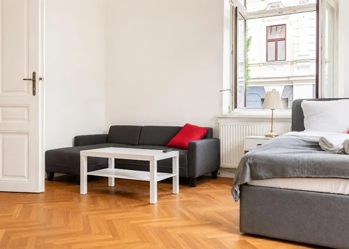 Апартаменти Classy 2br Apt. W/ Exclusive Location Near Akh Відень