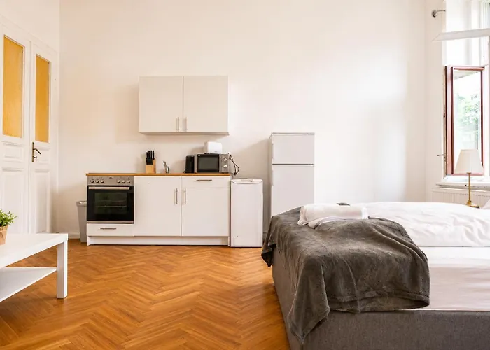 Апартаменти Classy 2br Apt. W/ Exclusive Location Near Akh Відень