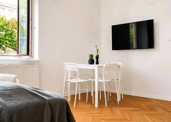 Апартаменти Classy 2br Apt. W/ Exclusive Location Near Akh Відень